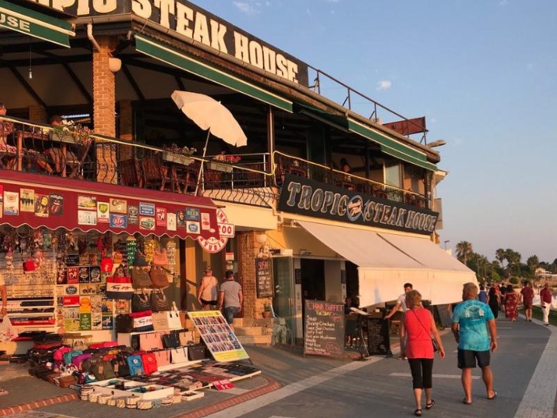 Tropic On The Beach Hotel