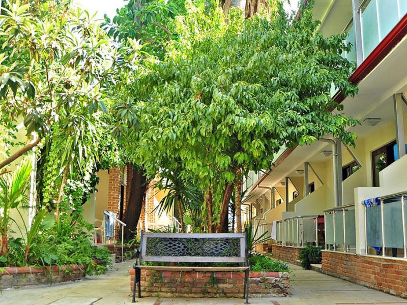 Tropic On The Beach Hotel