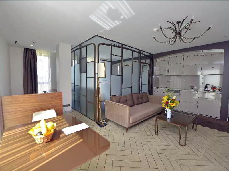 Upsuites Hotel