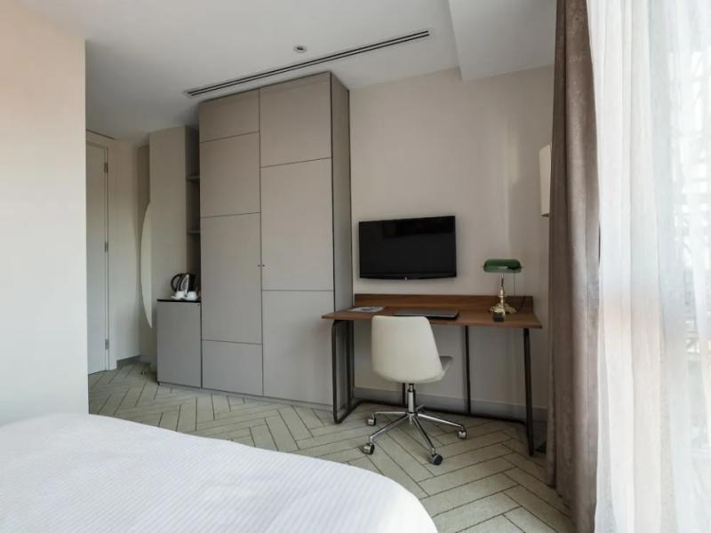Upsuites Hotel