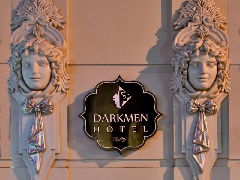 Darkmen Hotel 2