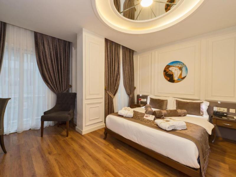 Darkmen Hotel 2