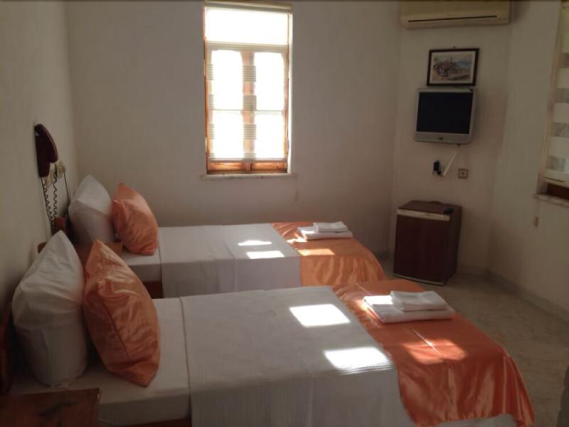 Klas Hotel