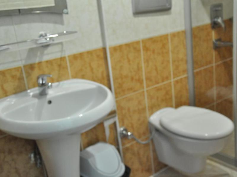 Hivas Hotel