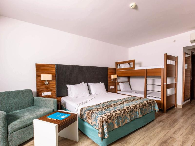 Palm Wings Beach Resort & Spa Kusadasi