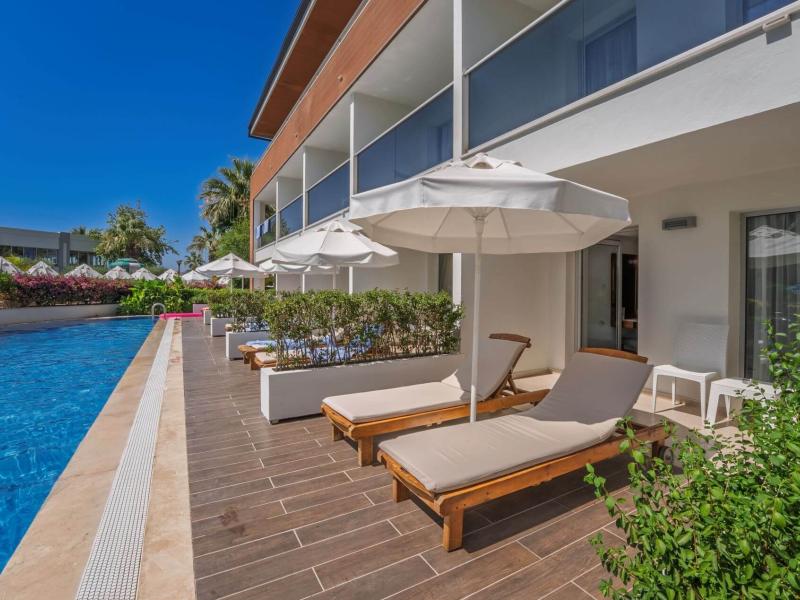 Palm Wings Beach Resort & Spa Kusadasi