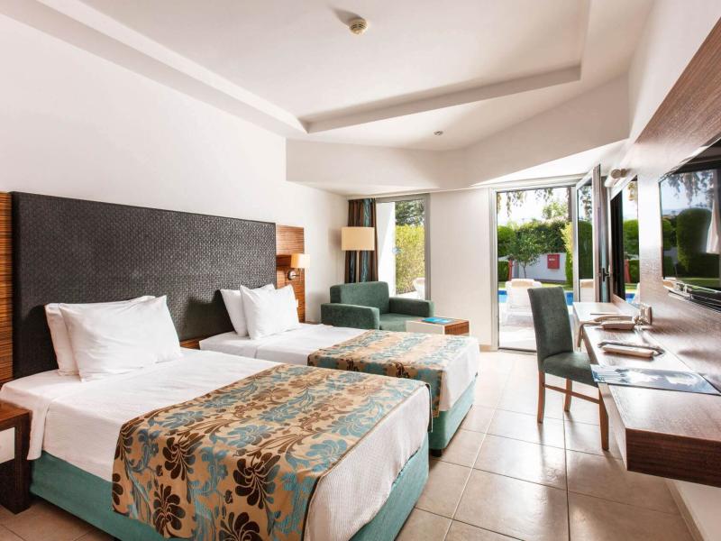 Palm Wings Beach Resort & Spa Kusadasi