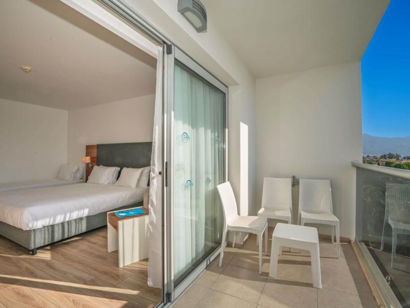 Palm Wings Beach Resort & Spa Kusadasi