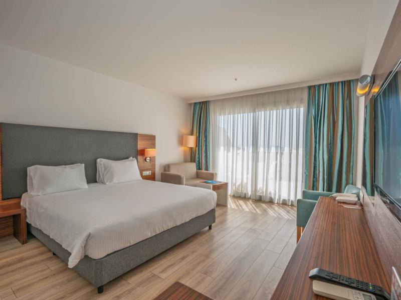 Palm Wings Beach Resort & Spa Kusadasi