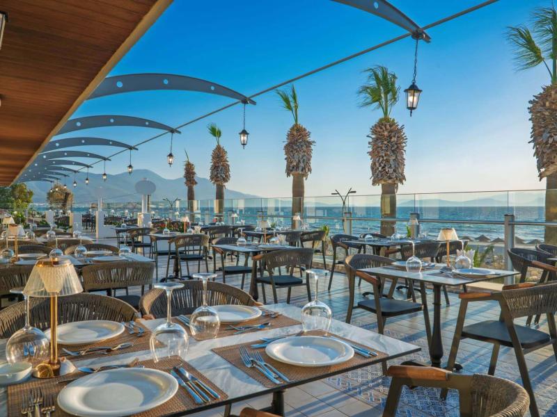 Palm Wings Beach Resort & Spa Kusadasi