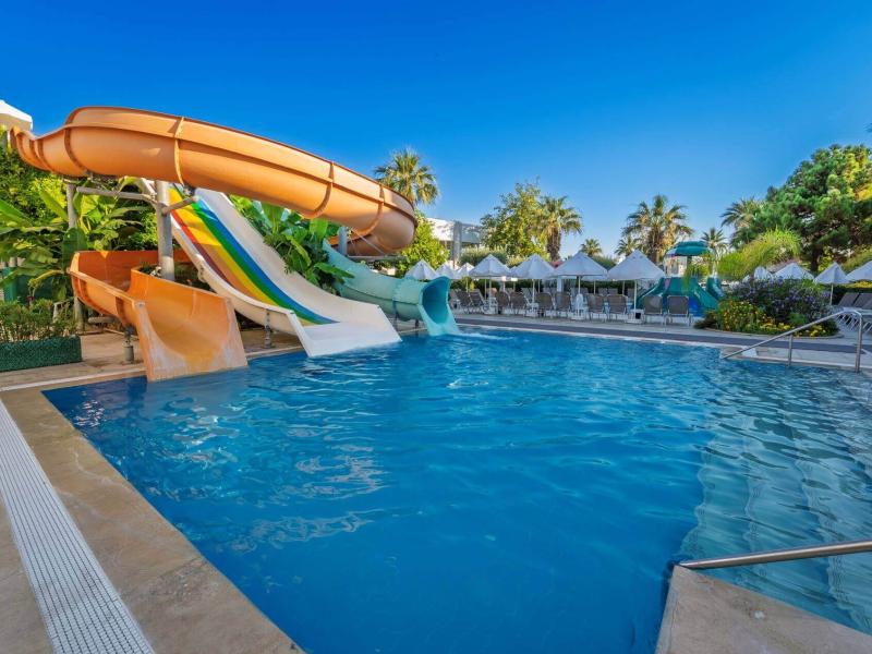 Palm Wings Beach Resort & Spa Kusadasi