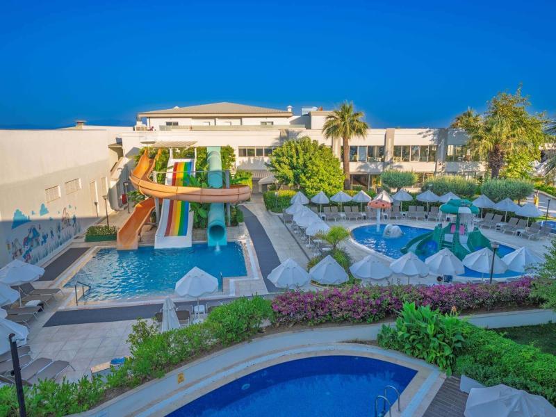 Palm Wings Beach Resort & Spa Kusadasi