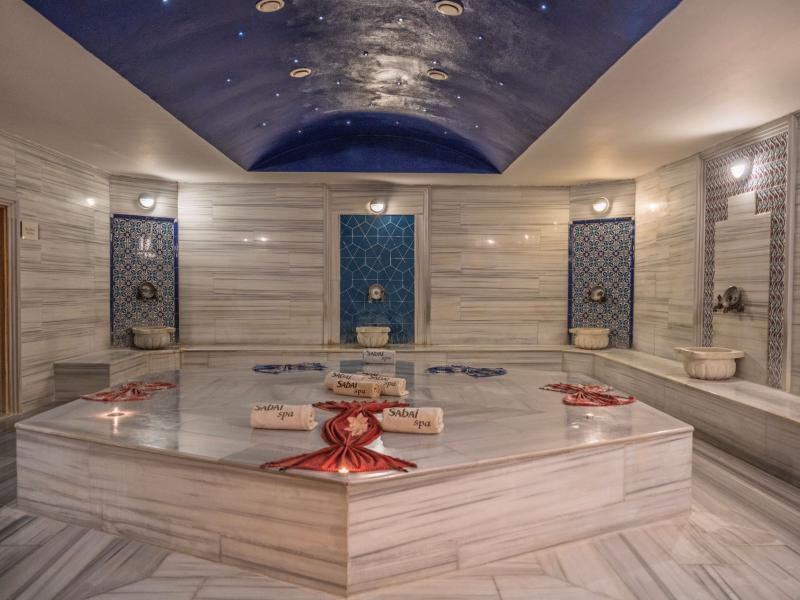 Palm Wings Beach Resort & Spa Kusadasi