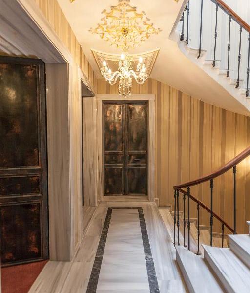 Meserret Palace Hotel