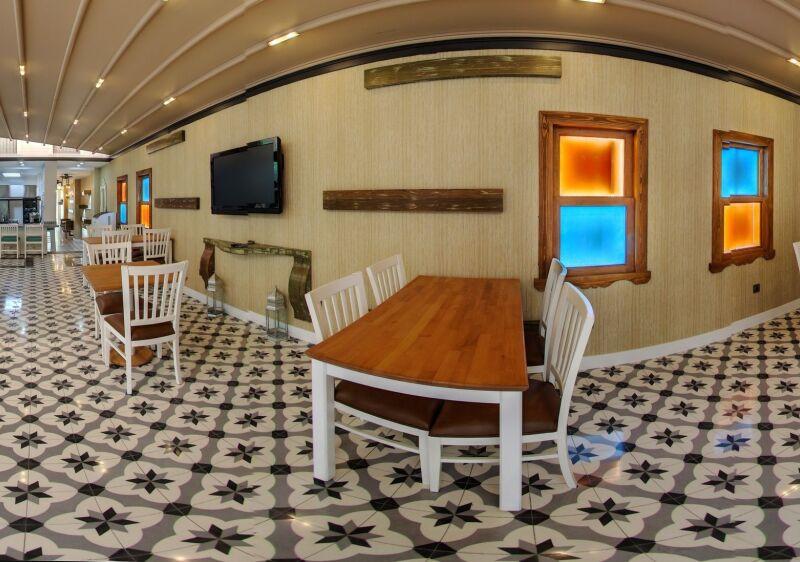 Mezzo Hotel