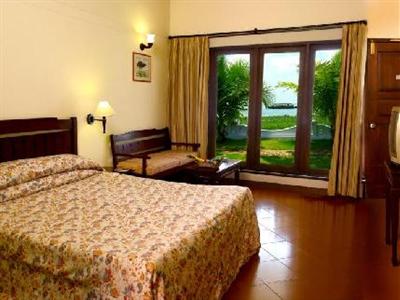 Abad Whispering Palm