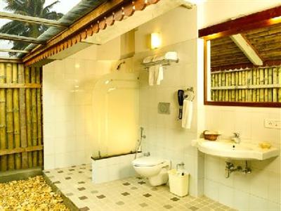 Abad Whispering Palm