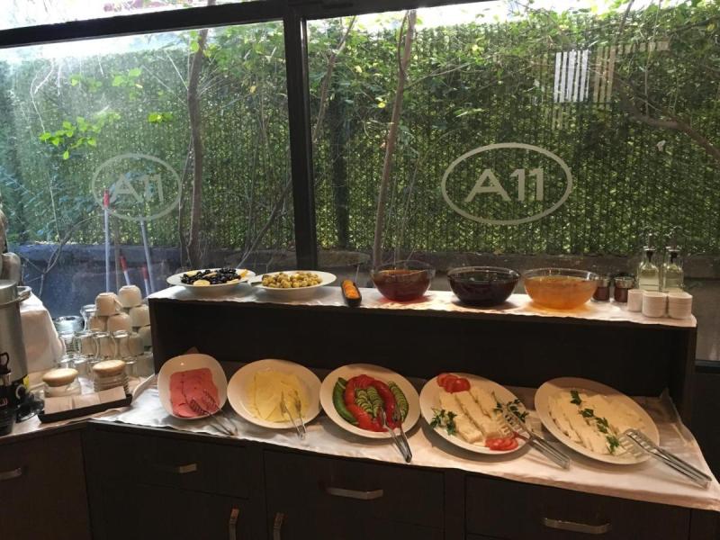 A11 Hotel Cadde