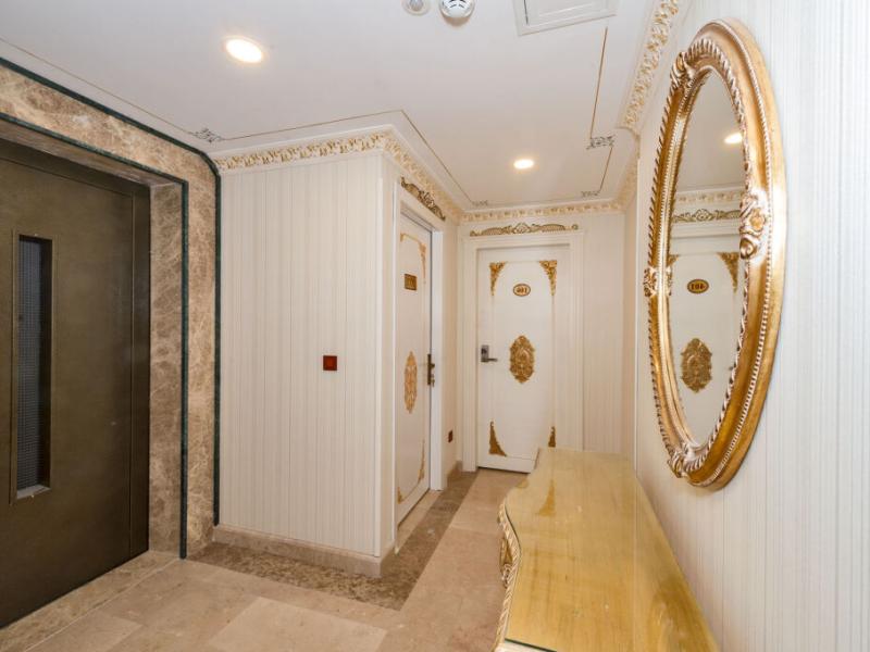 Hotel 1453