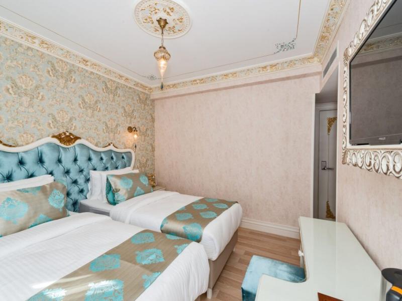 Hotel 1453