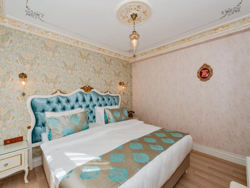 Hotel 1453