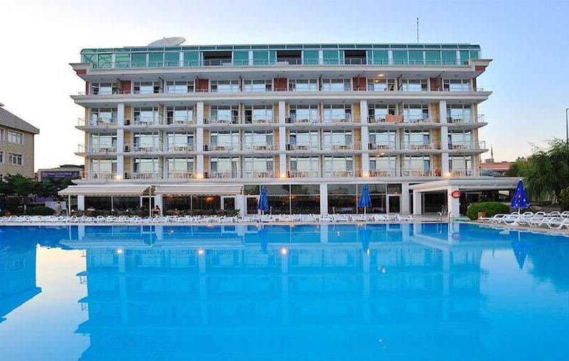 Pelikan Hotel