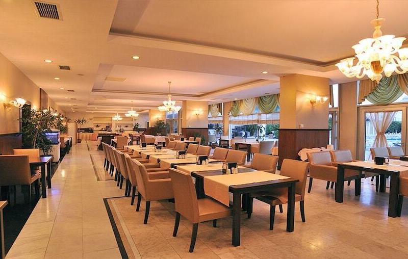 Pelikan Hotel