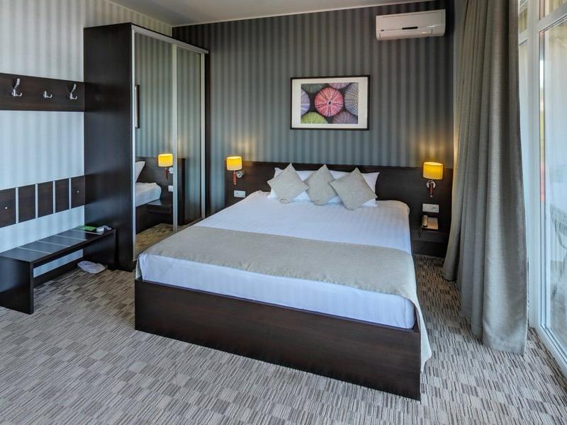 Апарт-Отель Бристоль