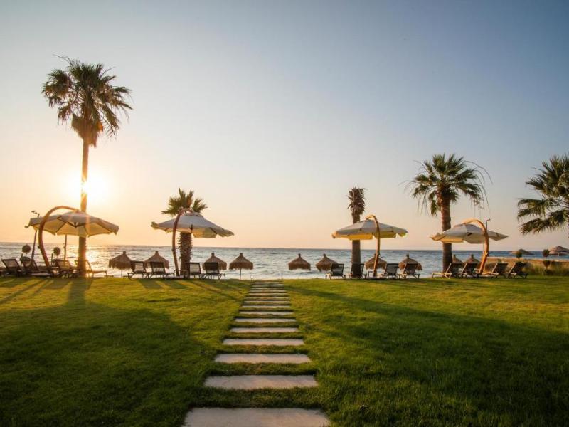 Maia Luxury Beach Hotel