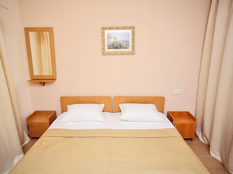 Азовский (Песочное)