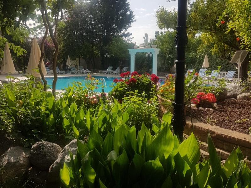 Green Valley Boutique Hotel