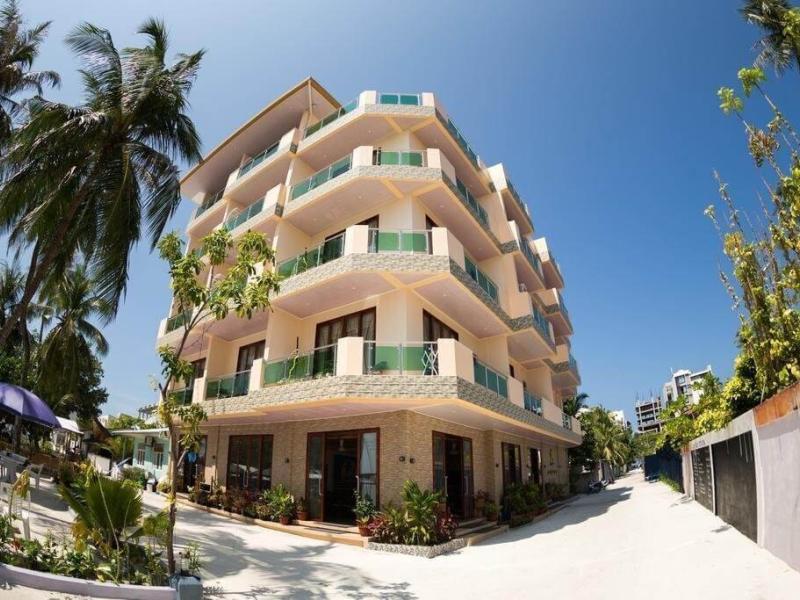 Sunrise Beach Maafushi