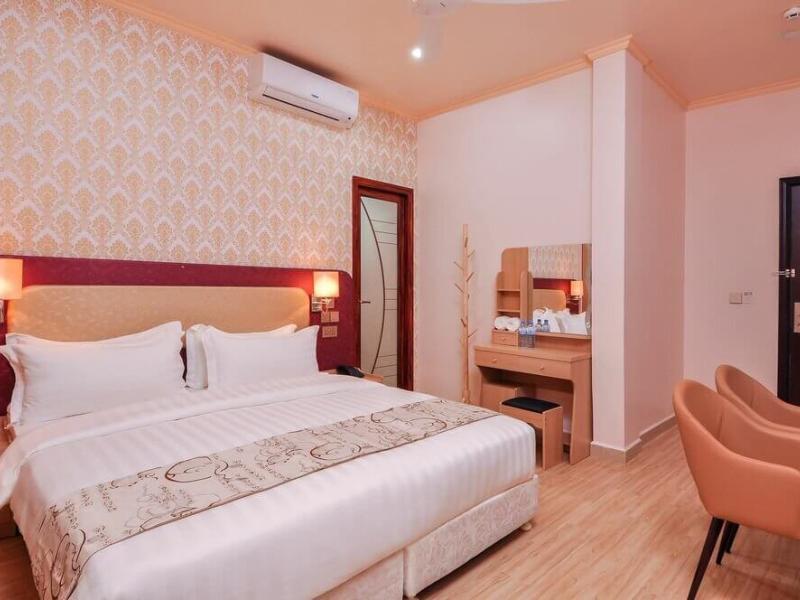 Sunrise Beach Maafushi