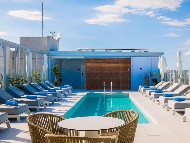 Indigo Hotel (Adults Only)