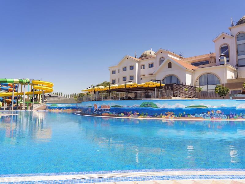 Holiday Inn Aktau Seaside