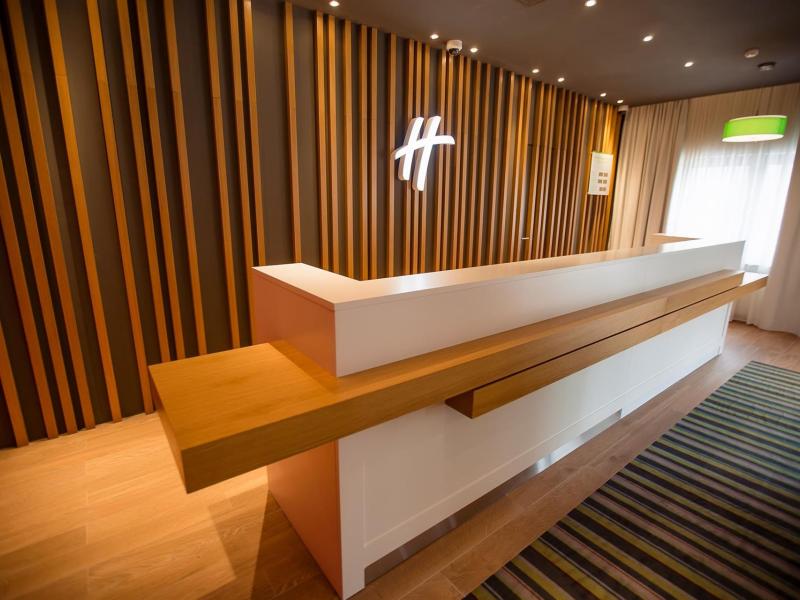 Holiday Inn Aktau Seaside