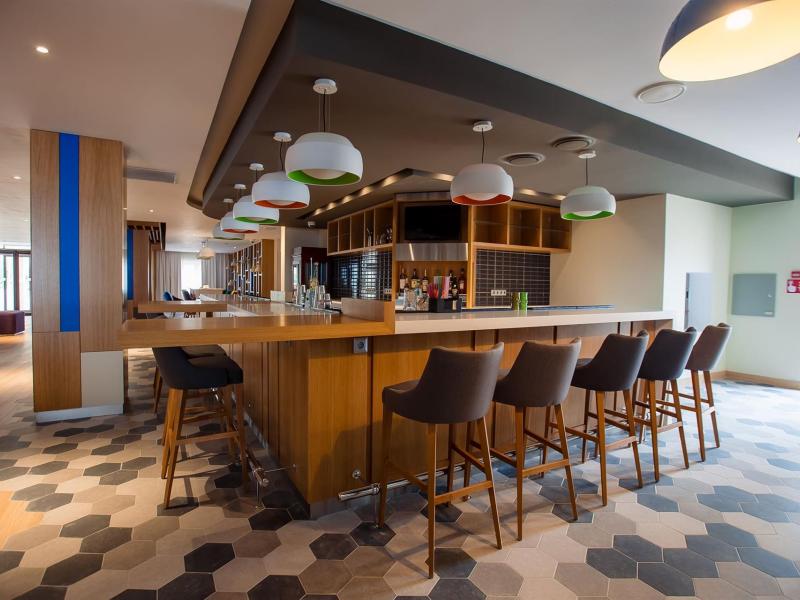 Holiday Inn Aktau Seaside