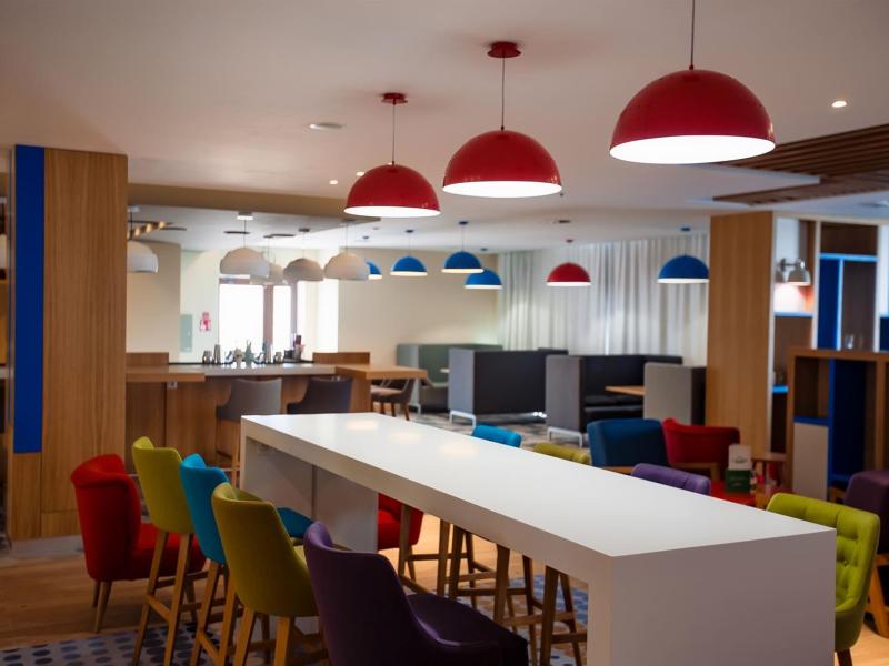 Holiday Inn Aktau Seaside