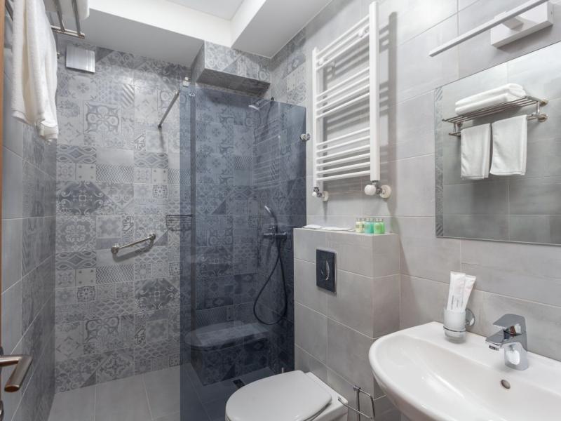 Brooch Boutique Hotel