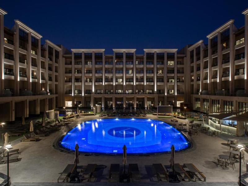 Triumph Luxury Hotel