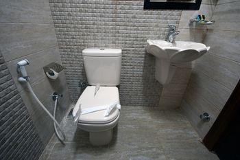 Amin Hotel