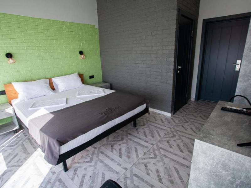 Песок и Море