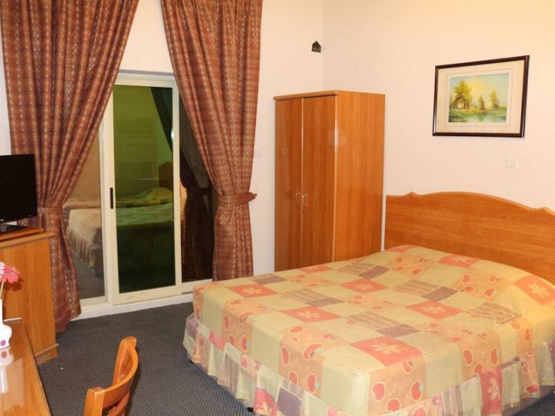 Sahar Hotel
