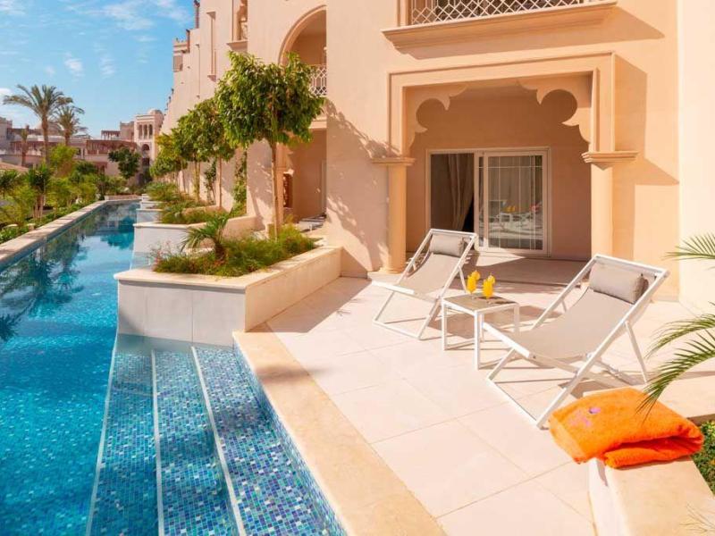 The Grand Palace Hotel