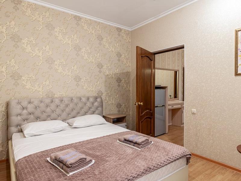 Ника на Колхозной
