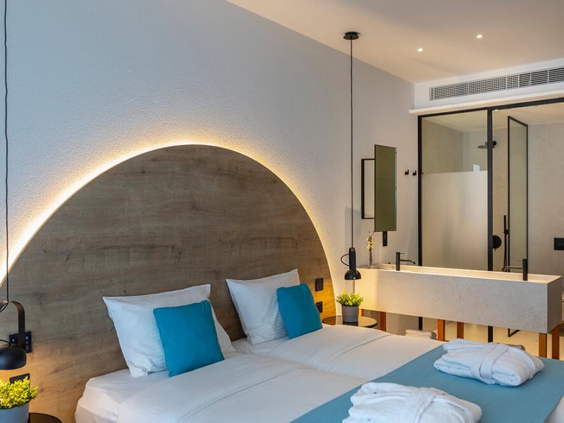 Flamingo Paradise Beach Hotel