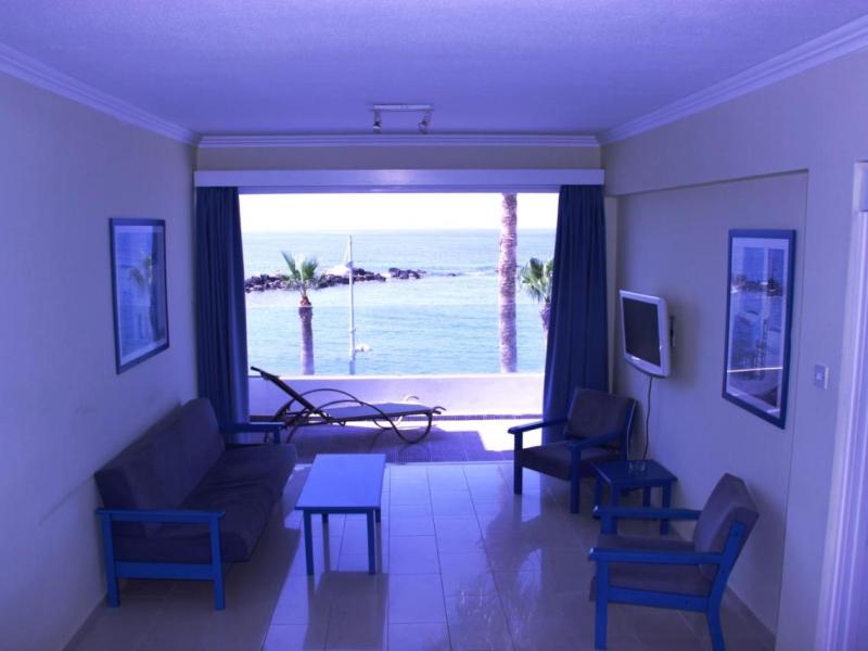 Paphinia Sea View Apartments