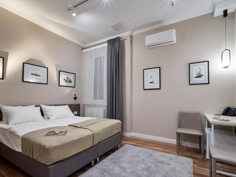 Artbox Hotel