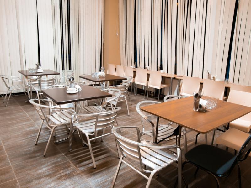 Азалия на Аграрной