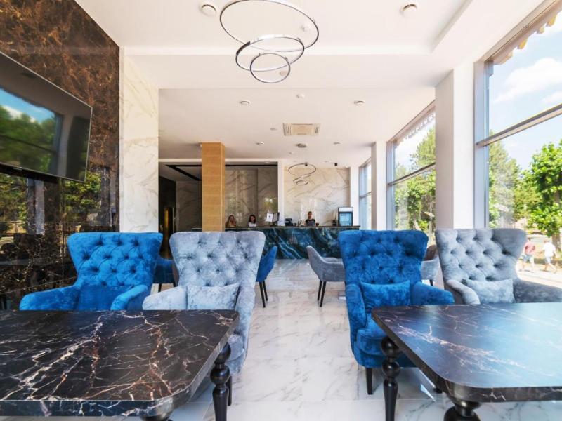 Grand Sapphire Apartaments